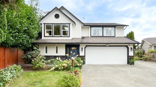 23320 117b Ave, Maple Ridge, BC, V2X0B8 | Card Image