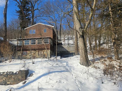52 Deer Trl S, Greenwood Lake, NY, 10925-4218 | Card Image