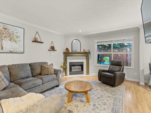 76-36060 Old Yale Rd, Abbotsford, BC, V3G2E9 | Card Image