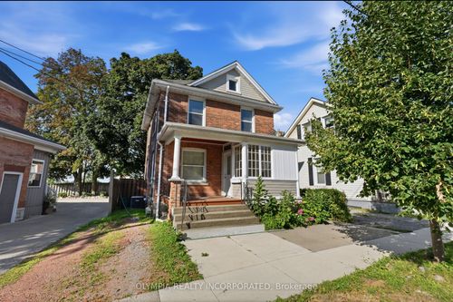 14 Bond St, Saint Catharines, ON, L2R4Z2 | Card Image