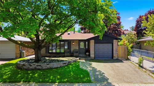 2306 Devon Rd, Oakville, ON, L6J5R4 | Card Image