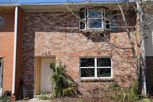 146 Valencia Dr, Fort Walton Beach, FL, 32547-2329 | Card Image