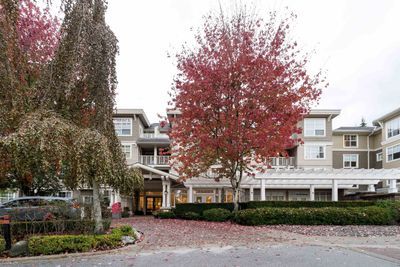 202 - 960 Lynn Valley Rd, Condo with 2 bedrooms, 1 bathrooms and 1 parking in North Vancouver BC | Image 3