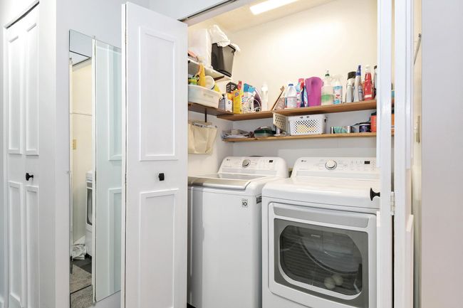 302 - 1355 Winter St, Condo with 2 bedrooms, 2 bathrooms and 1 parking in White Rock BC | Image 16