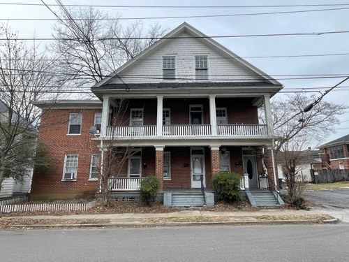a-913 5th St Sw, Roanoke, VA, 24016-4209 | Card Image