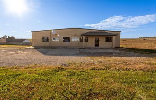 8007 Industrial Park Ln, Atchison, KS, 66002-9539 | Card Image