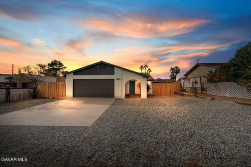 6042 Cahuilla Ave, Twentynine Palms, CA, 92277-2006 | Card Image