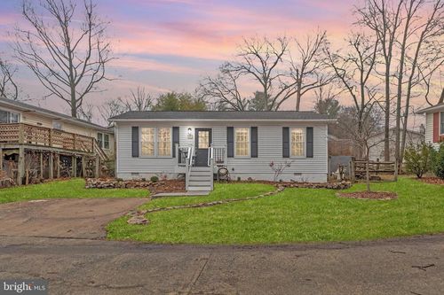 560 Rockbridge Dr Se, LEESBURG, VA, 20175-4019 | Card Image