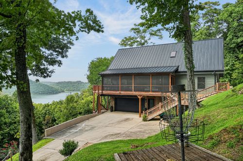 150 Dakota Ln, Smithville, TN, 37166-2985 | Card Image