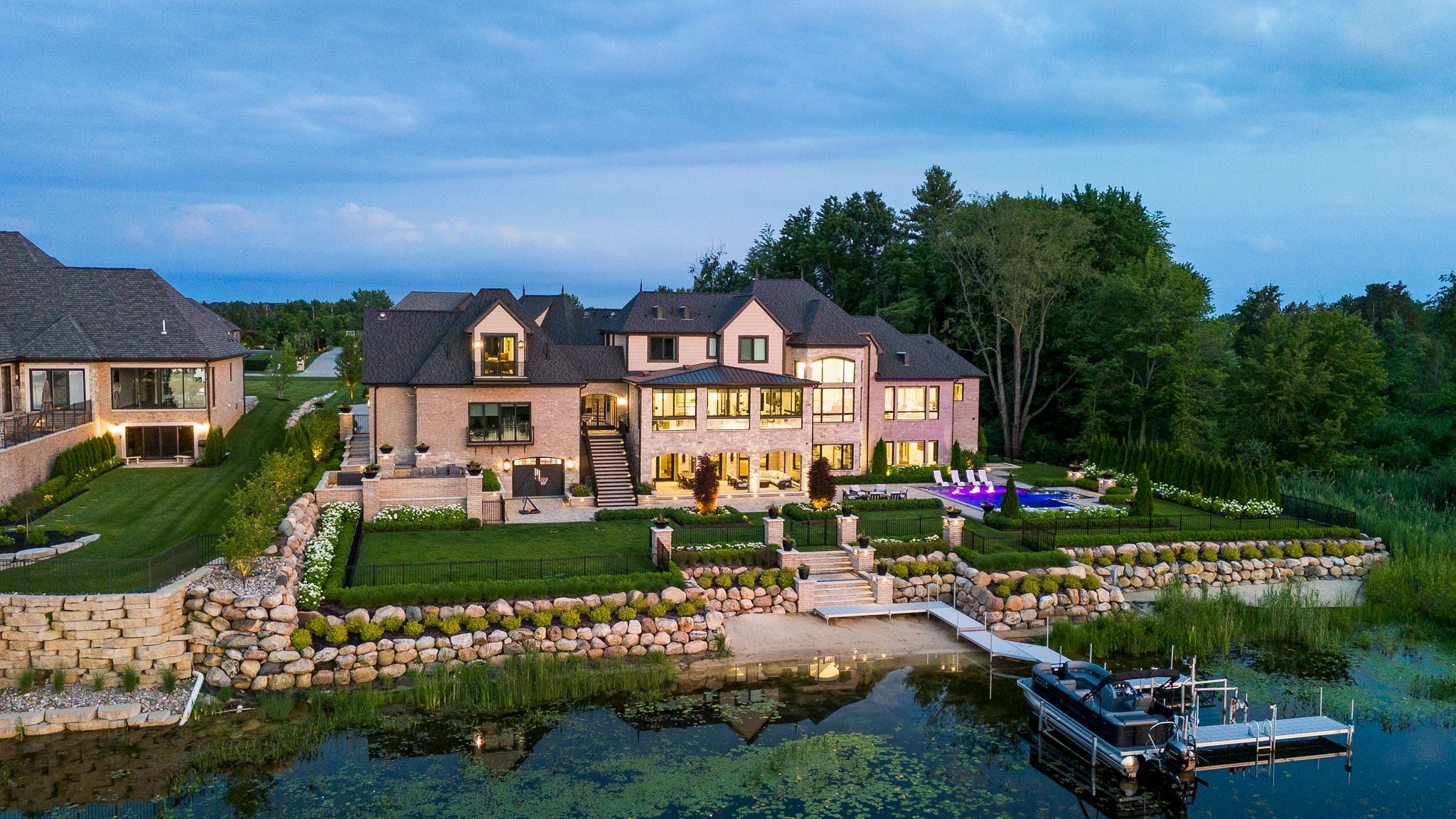 Cusick Lake Dr, Washington, MI 48095
