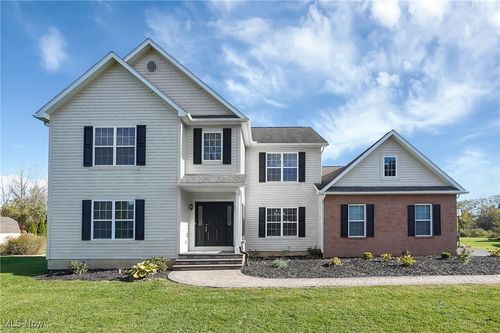 105 Zellers Ln, Etna, OH, 43062-7622 | Card Image