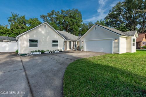 11515 Sedgemoore Dr E, Jacksonville, FL, 32223-1347 | Card Image