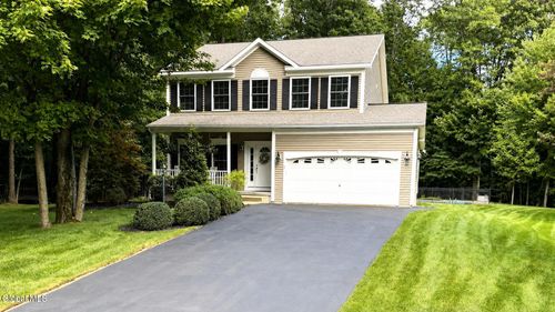 1 Dorothy Ln, Schenectady, NY, 12302-5629 | Card Image