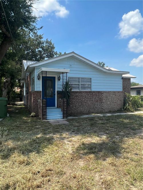 407 Avenue A Se, Winter Haven, FL, 33880-3030 | Card Image