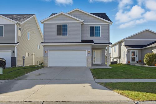 433 Foxtail Dr, West Fargo, ND, 58078-7964 | Card Image