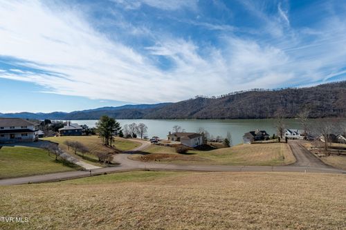 000 Deer Ridge Ct, Butler, TN, 37640 | Card Image