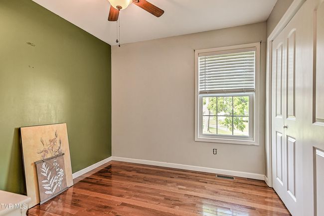 517 W Glade St, House other with 3 bedrooms, 3 bathrooms and null parking in Glade Spring VA | Image 20