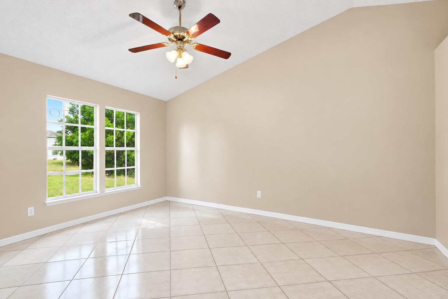 Residential Lease in Port St. Lucie 3