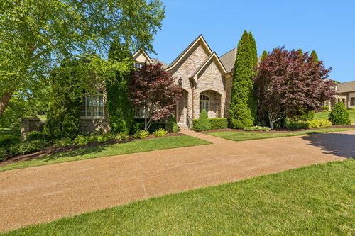 990 Still Forest Dr, Brentwood, TN, 37027-1406 | Card Image