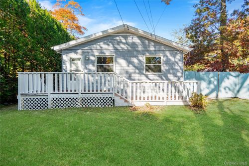 11 Nelson Pl, Mastic, NY, 11950-2205 | Card Image