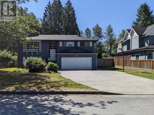 5720 Cedarwood St, Burnaby, BC, V5G2K6 | Card Image