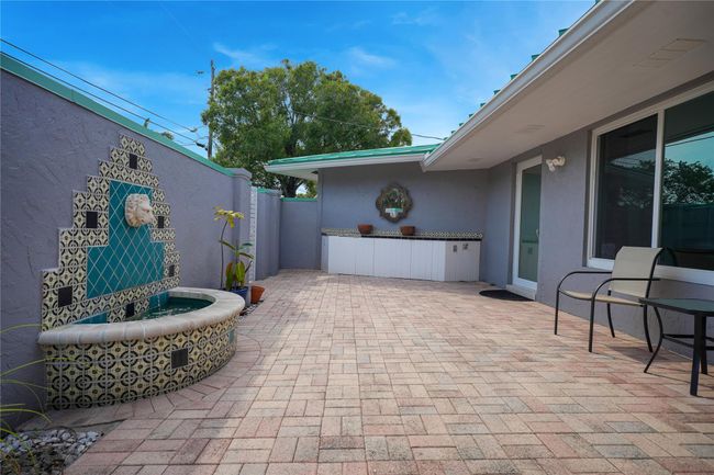 2009 Ne 24th St, House other with 2 bedrooms, 2 bathrooms and null parking in Wilton Manors FL | Image 39