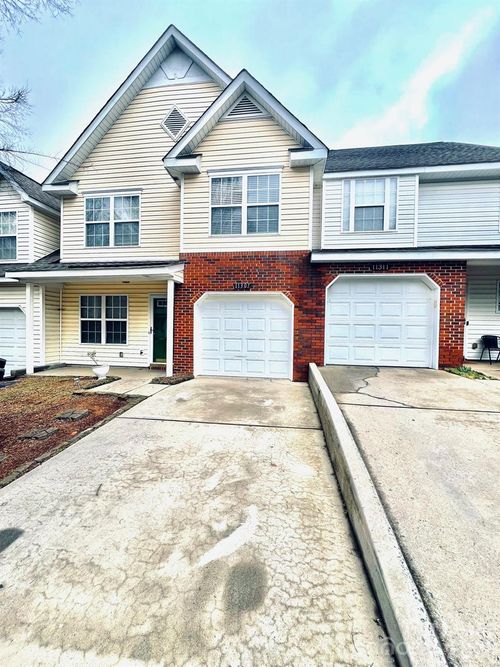 11307 Stone Trail Rd, Charlotte, NC, 28213-6890 | Card Image