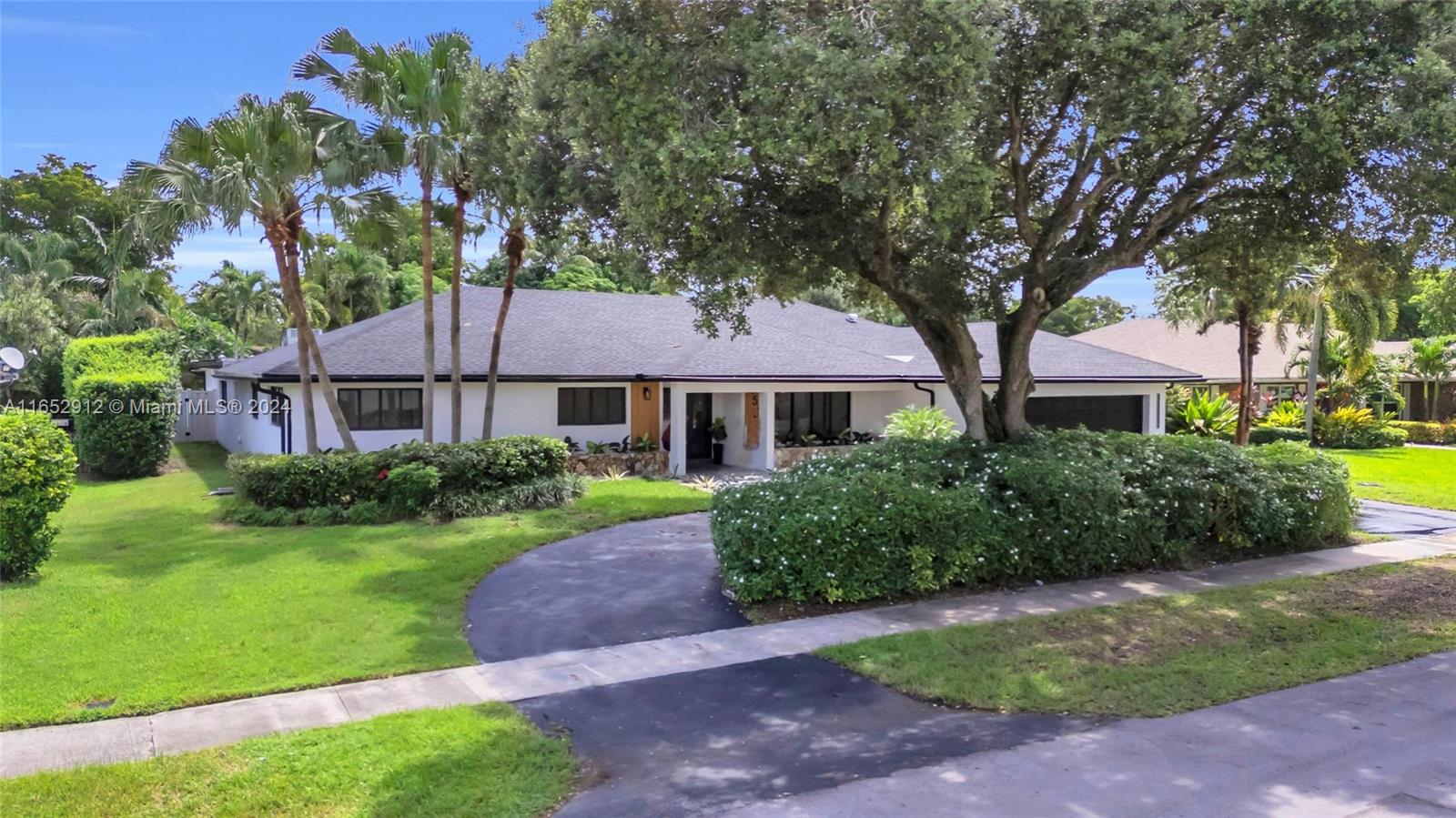 68th Ave, Plantation, FL 33317