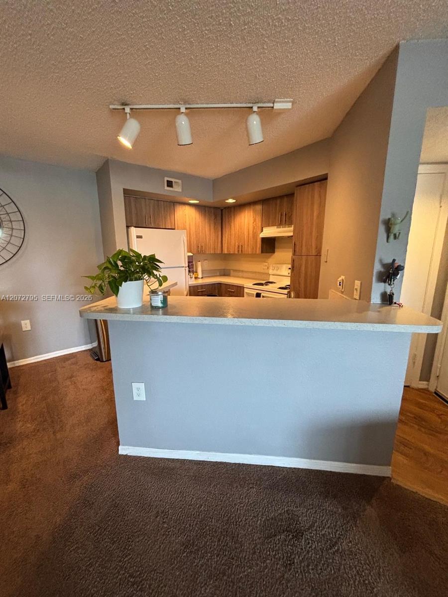 Residential Lease in Sunrise 5