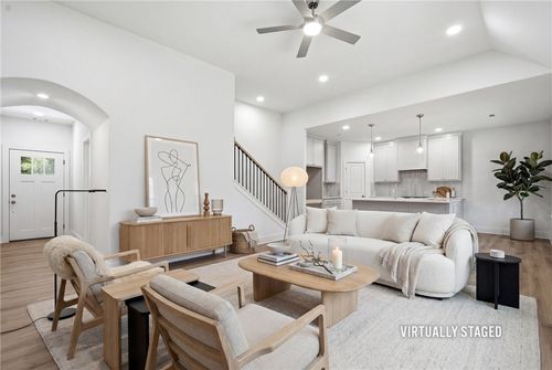13 Salisbury Dr, Bella Vista, AR, 72714-2512 | Card Image