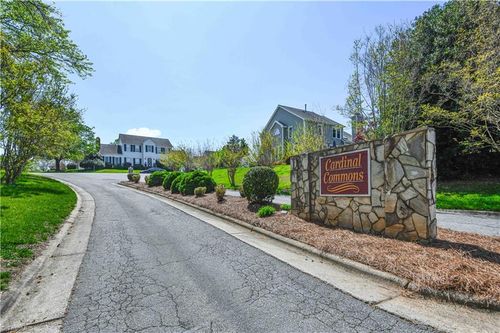 3212 Van Allen Cir, Greensboro, NC, 27410-9072 | Card Image