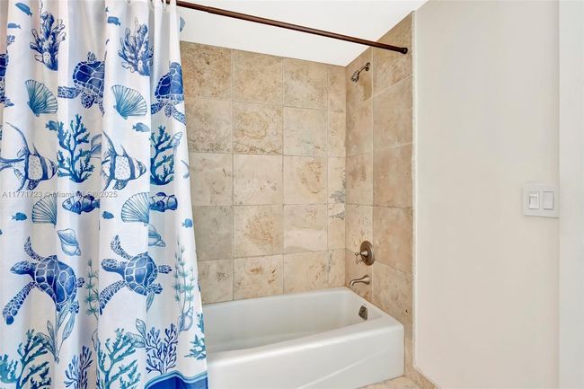 APT-1007 - 333 Las Olas Way, Condo with 2 bedrooms, 3 bathrooms and null parking in Fort Lauderdale FL | Image 36