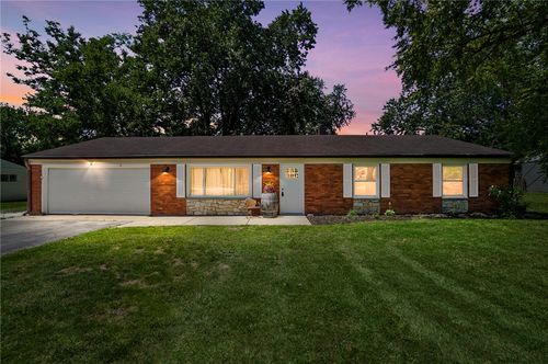 9095 N Bunnell Hill Road, Clearcreek Twp, OH, 45458 | Card Image