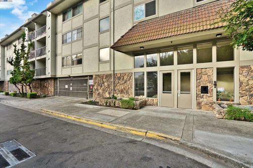 apt-103-400 Davis St, San Leandro, CA, 94577-2761 | Card Image