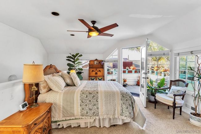 3rd floor primary suite with bay views | Image 20
