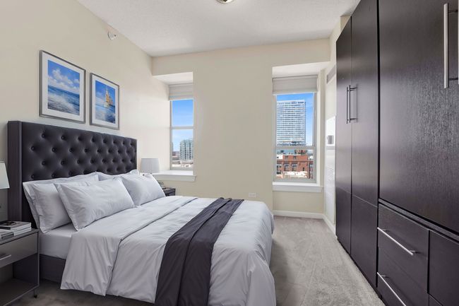 APT-905 - 1717 S Prairie Ave, Condo with 3 bedrooms, 2 bathrooms and 1 parking in CHICAGO IL | Image 5