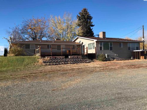 1601 Lateral B Rd, Wapato, WA, 98951-9148 | Card Image