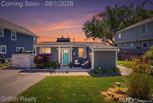 4117 Highcrest Dr, Brighton, MI, 48116-7708 | Card Image