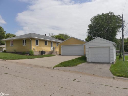 502 S Walnut St, Carroll, IA, 51401-3150 | Card Image