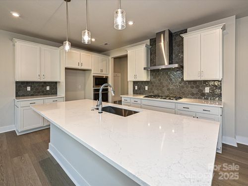 211 Halemarg Dr, Belmont, NC, 28012-8887 | Card Image