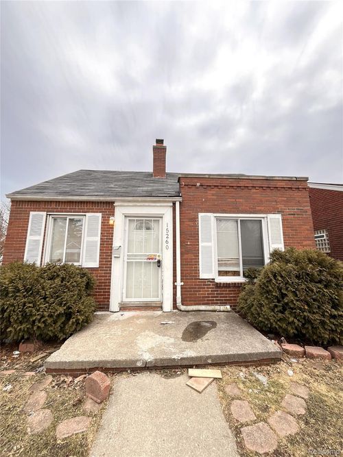 15260 Eastburn St, Detroit, MI, 48205-1313 | Card Image