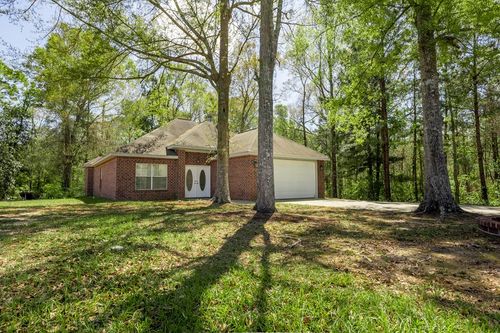 27 Maroon Dr, Picayune, MS, 39466-8228 | Card Image
