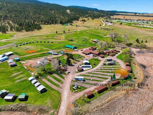 20899 Pleasant Valley Dr, Sturgis, SD, 57785-6404 | Card Image