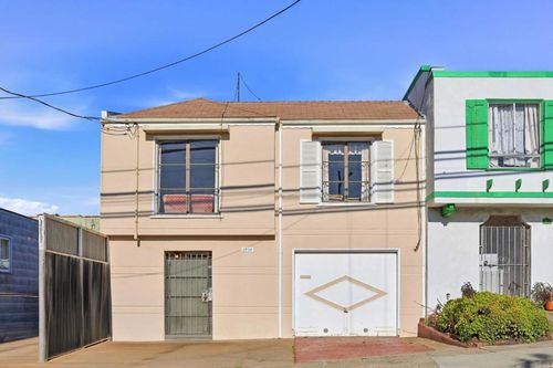 3838 Lawton St, San Francisco, CA, 94122-2949 | Card Image
