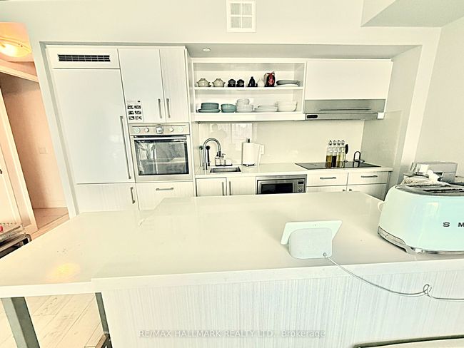 1508 - 39 Sherbourne St, Condo with 2 bedrooms, 1 bathrooms and 1 parking in Toronto ON | Image 4