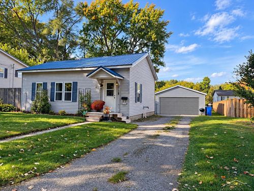217 Arbury Pl, Midland, MI, 48640-5570 | Card Image