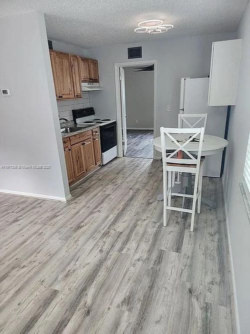 4-333 Se Martin Ave, Stuart, FL, 34996-2649 | Card Image