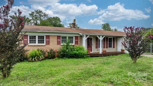 4243 Benfield Dr, Hudson, NC, 28638-9004 | Card Image