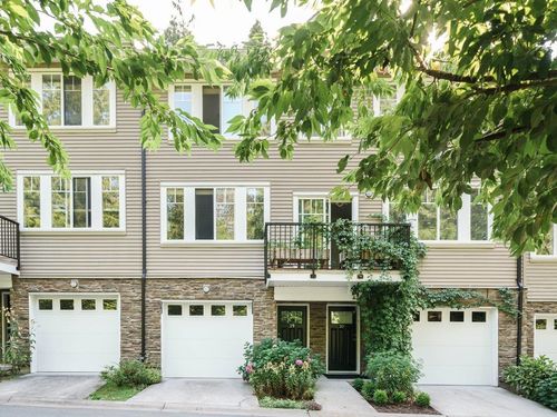 29-13864 Hyland Rd, Surrey, BC, V3W2C3 | Card Image