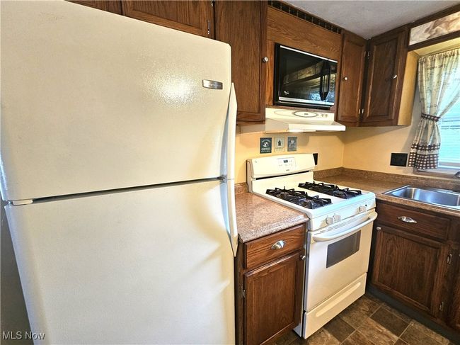 624 Shaker Dr, House other with 3 bedrooms, 2 bathrooms and null parking in Medina OH | Image 5